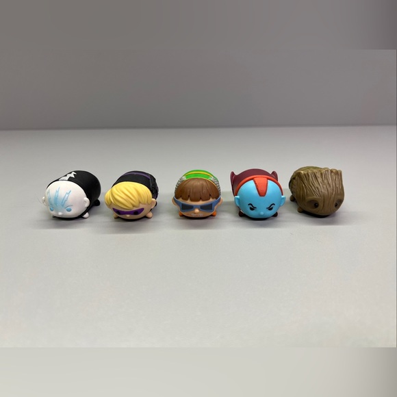 Tsum Tsum Vinyl PVC Figures Disney, Marvel, Toy Story, Mickey, Marvel - Picture 5 of 9